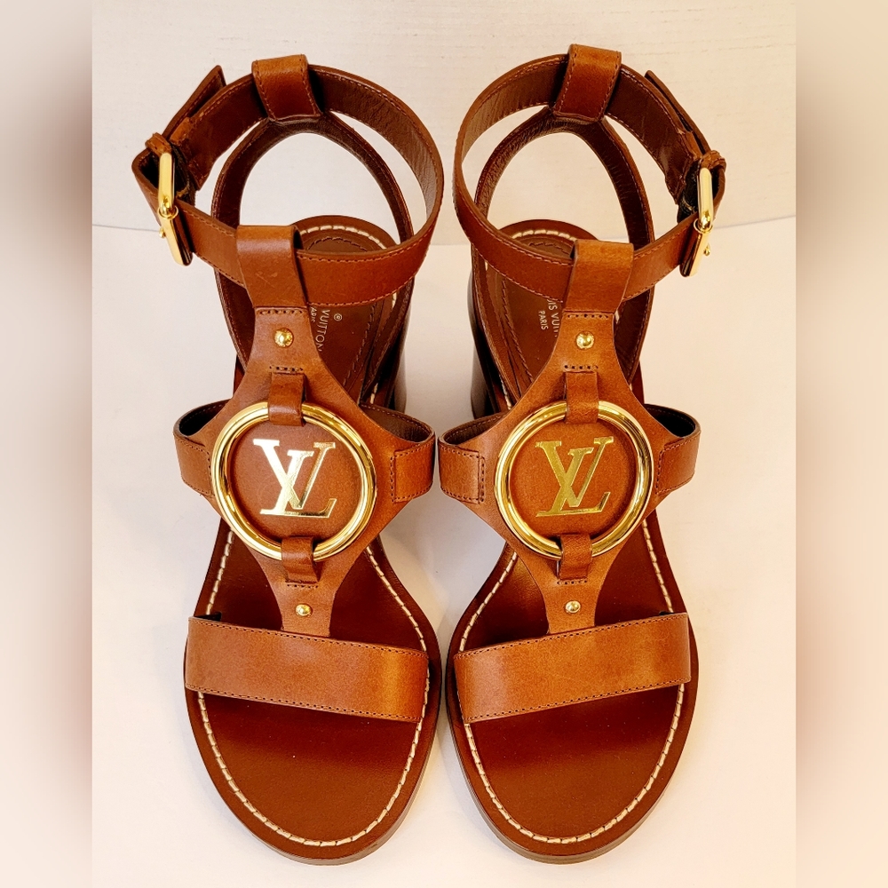 Louis Vuitton Brown Tan Sandals 9